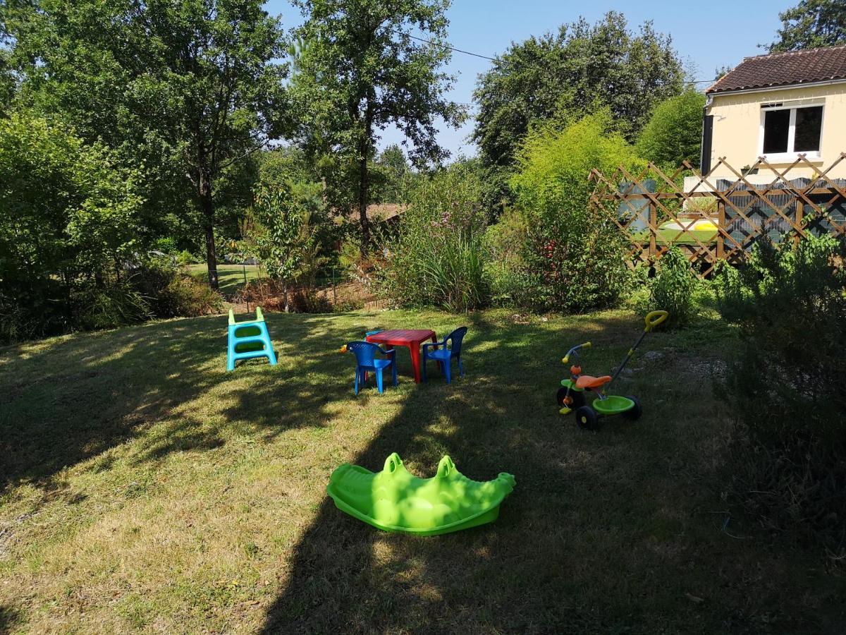 Maison A La Campagne Biras Bagian luar foto